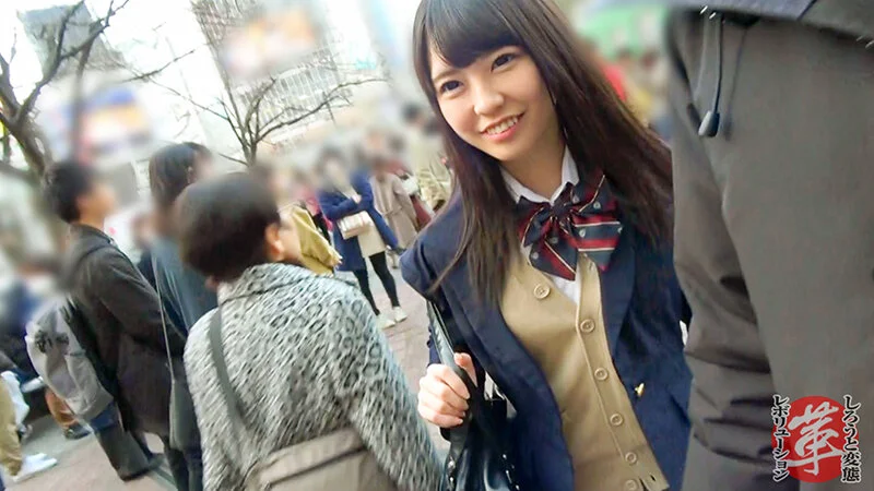 THE敏感ウブ少女！妹願望を持つ鬼カワムッツリちはるちゃんに革命を。薄ピンクぷっくり乳首と色白プリケツがたまらないッ！ウブな少女が大人の階段昇る、制服＆えちコスの中出し顔射セックス二本立て！翌朝、メイド姿の妹によるご奉仕もwww【しろうと変態革命… 桜井千春のパッケージ画像です