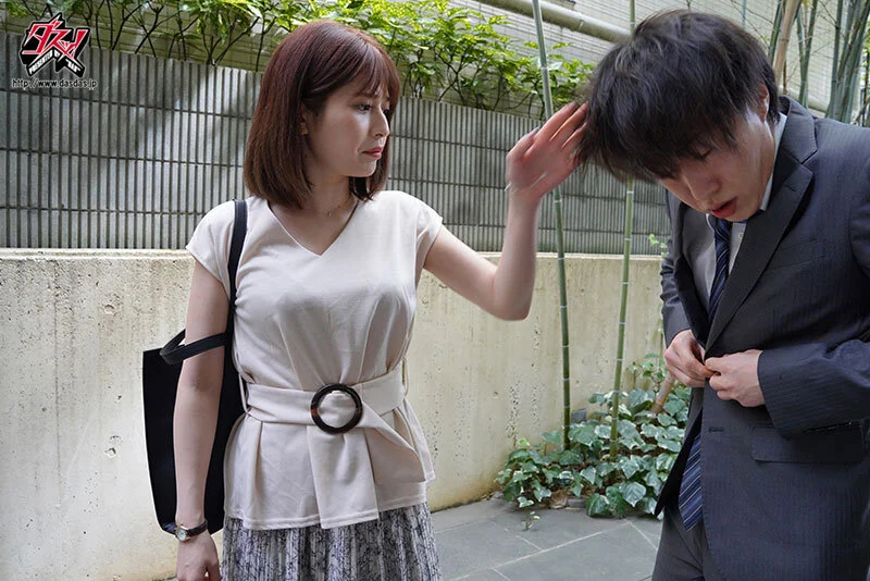 【独占】指名したNO.1ピンサロ嬢は僕のパワハラ上司！？新卒チ〇ポに所構わず中出し指導され快楽堕ちする教育担当者 優梨まいなのパッケージ画像です