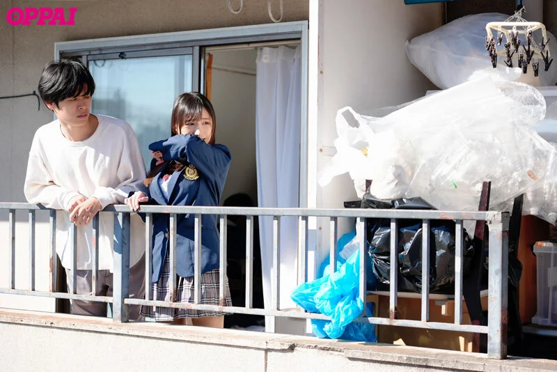 【独占】隣家のゴミ部屋へ苦情を言ったらコドおじが性欲モンスター化！異臭の中で絶対に逃がさない抜かずの孕ませ絶倫ホールド中出し 楪カレンのパッケージ画像です